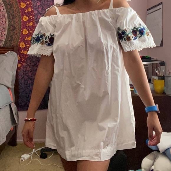 Summer dress - Picture 4 of 4